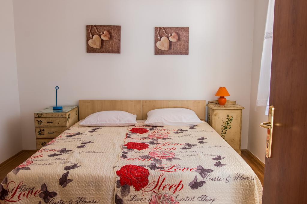 Apartments Seka Novi Vinodolski Ngoại thất bức ảnh